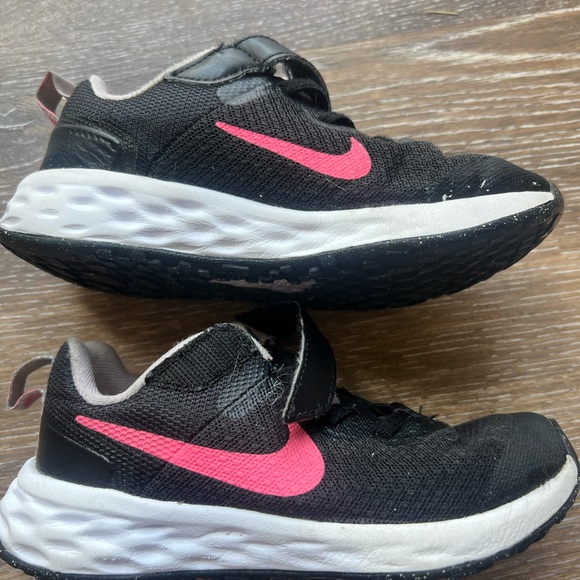 Nike Other - Nike Kids Black Sneakers with Pink Swoosh